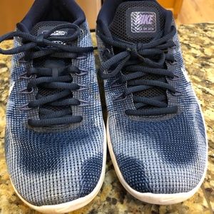Nike Flex Running Shoes Women’s Size 9